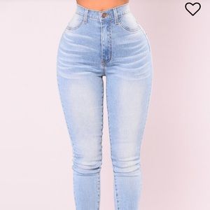 🚨 NEW Fashion Nova Skinny Jeans 🚨